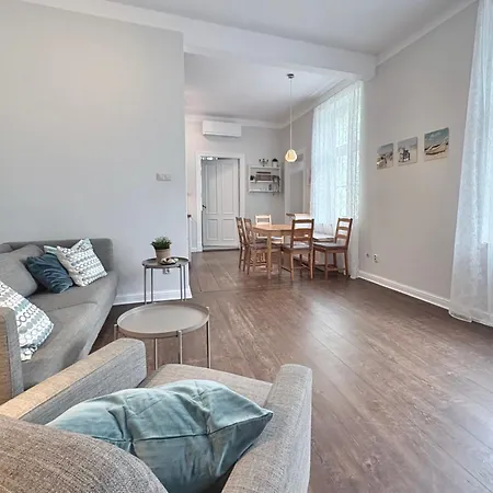Home3city Kameralny Διαμέρισμα