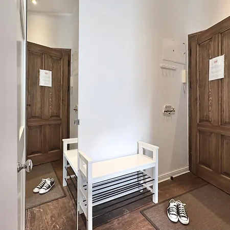 Home3city Kameralny Апартаменты *